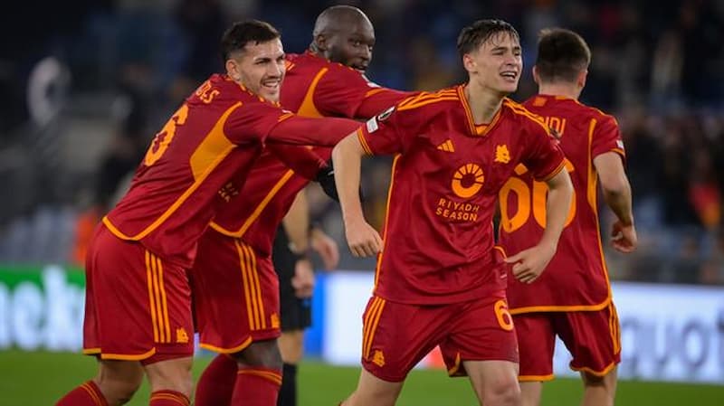 AS Roma: Tiểu sử Giallorossi và bộ sưu tập cúp đặc biệt