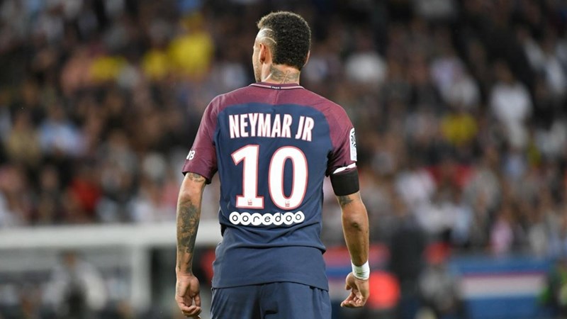 Neymar JR. - Ngôi sao Brazil Hào quang & Bóng tối sân cỏ