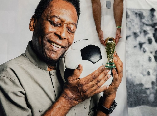 Vua bóng đá' Pele trải lòng về cuộc đời mình - Thế giới sách