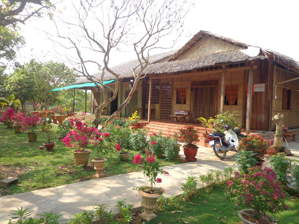 Phuong Thao Homestay Vĩnh Long với thiết kế đơn giản mộc mạc