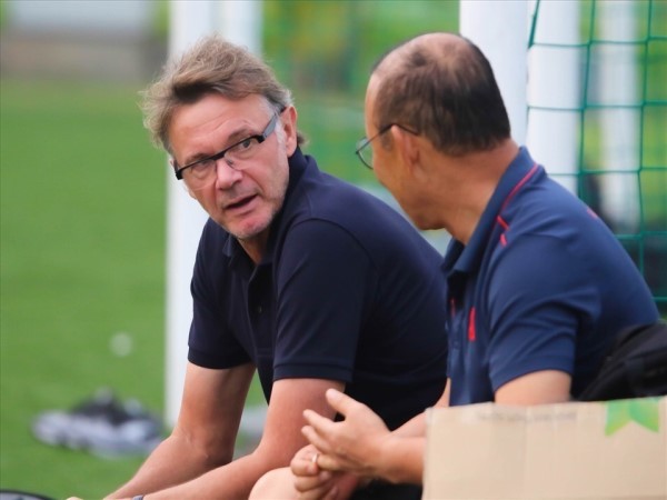 Philippe Troussier là ai? "Phù Thủy Trắng" của làng bóng đá