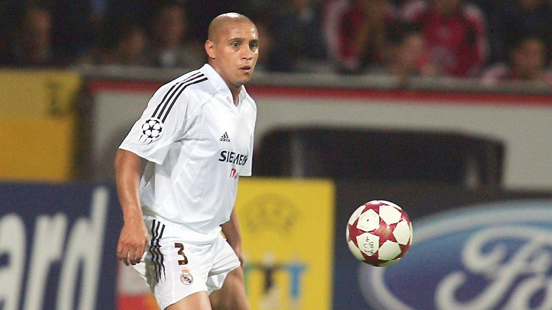 Roberto Carlos tố bị Roy Hogdson hủy hoại sự nghiệp tại Inter | Goal.com Việt Nam