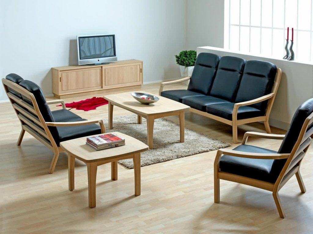 Những mẫu bàn ghế gỗ phòng khách được ưa chuộng: Các mẫu bàn ghế gỗ phòng khách được ưa chuộng của chúng tôi đều được lựa chọn kỹ càng từ những thương hiệu uy tín trên thị trường. Chúng tôi tự tin rằng, các sản phẩm của chúng tôi sẽ đáp ứng tối đa nhu cầu và sở thích của bạn.