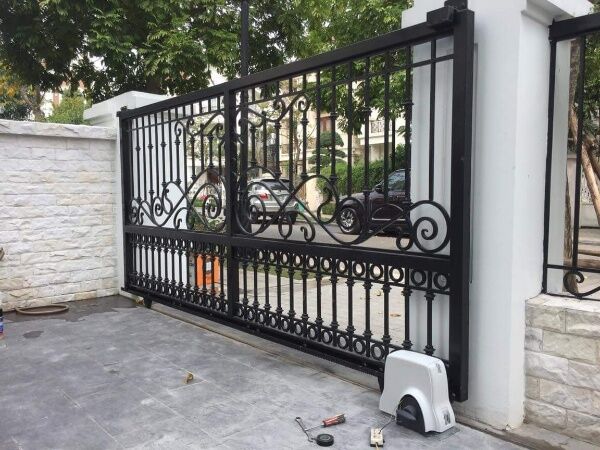Hướng dẫn cách lắp đặt motor cổng lùa từ A đến Z