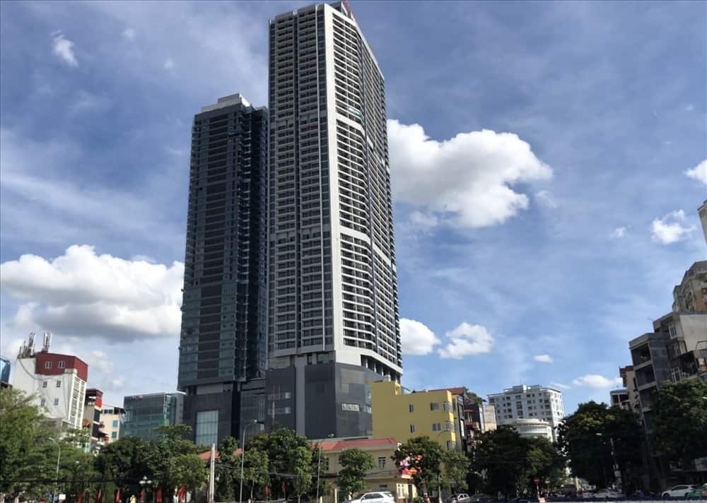 Hình ảnh 10 ô tô cao nhất Việt Nam hiện nay, Landmark 81 Dung Thu Mai So 8