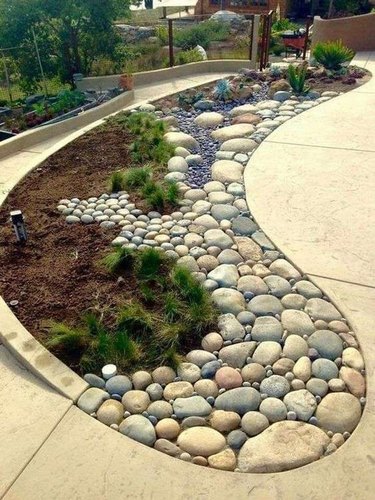 Multicolor Natural Landscaping Pebbles, Rs 10000 /metric ton Ms Enterprises | ID: 21002073788