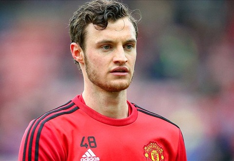 Tiền đạo Will Keane đã chính thức rời MU và gia nhập Hull