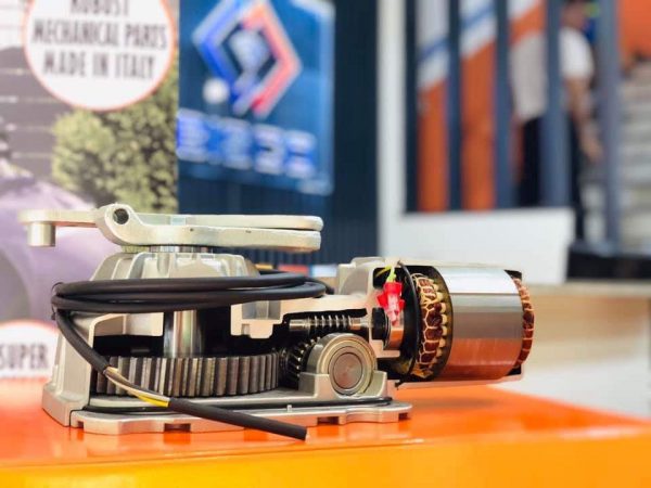 giá motor cổng âm sàn