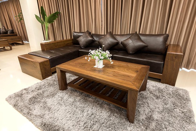 Ngắm nhìn 4 mẫu sofa gỗ óc chó cho phòng khách thêm sang trọng - 3