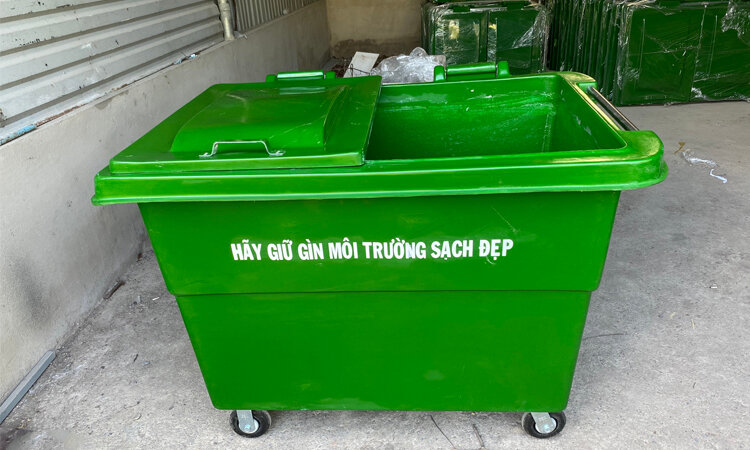 thùng rác nhựa công cộng